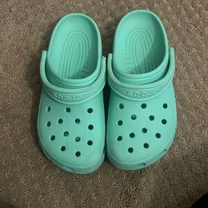 Mint crocs